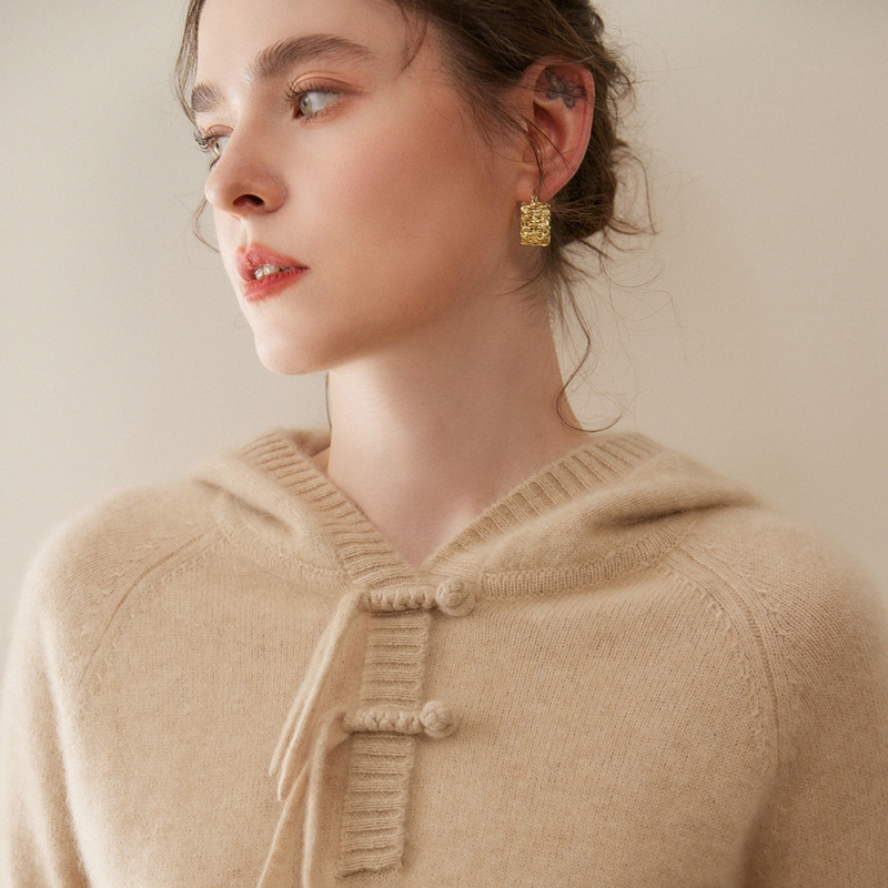 Unique and Stunning! 100% Pure Cashmere Women's Hooded Sweatshirt with Button Closure, Thick Knit Sweater, and Hooded Pullover Unique and Stunning! 100% Pure Cashmere Women's Hooded Sweatshirt with Button Closure, Thick Knit Sweater, and Hooded Pullover