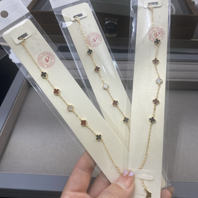 Korean Chiara 18K Gold Sterling Silver Bracelet, High-Quality Five-Leaf Clover Bracelet, Versatile for Everyday Wear with a High-End Feel