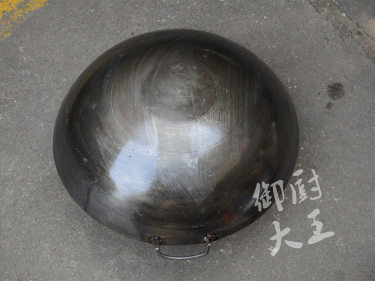 120 vạc 110 nồi thép lớn 70 nồi thép tấm 60 tai wok 50 nồi sắt nấu chín 45 khách sạn thương mại căn tin khách sạn kệ đựng gia vị treo tường