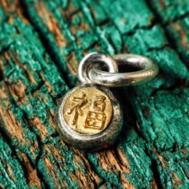 Japanese craftsman(FATE CO)store special 18K gold blessing word with small pendant wild artifact