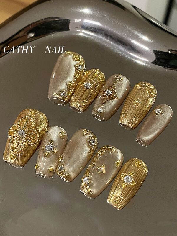 Golden Splendor Mirror-Inspired Venus Yellow Textured Pure Gold Buccellati Luxurious and Opulent Wearable Nail Art