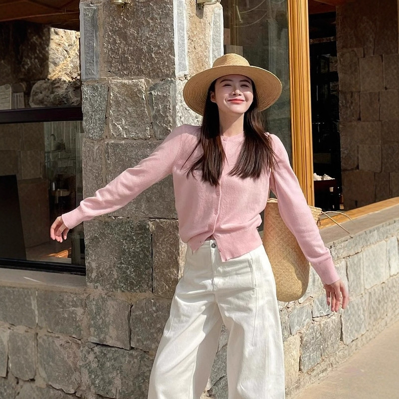 Pink Round-Neck Cashmere Knitted Cardigan for Women 2026 Spring and Autumn New Slim-Fit Short Sweater Coat for Petite Figures