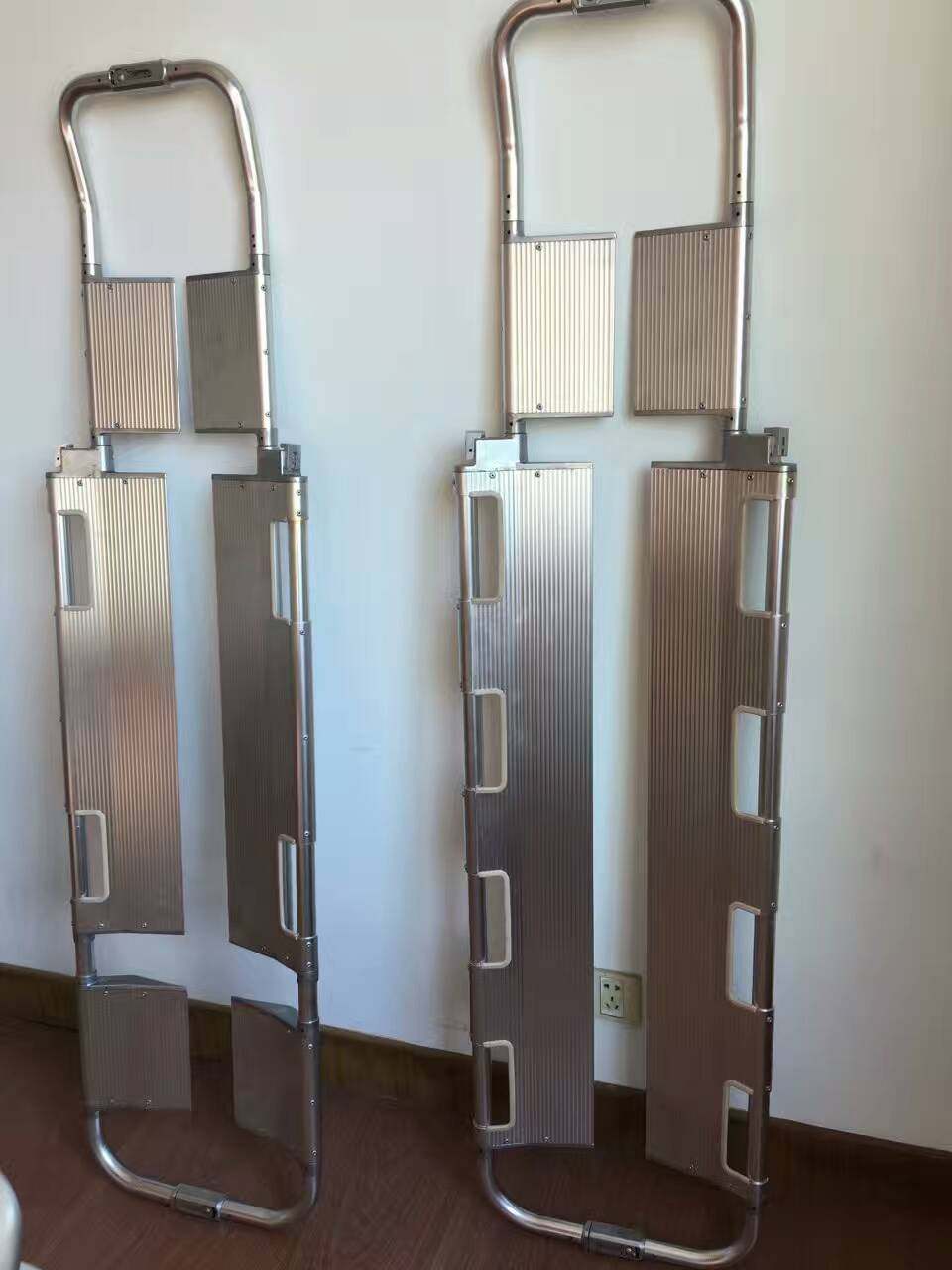 High strength aluminum alloy shovel type stretcher fracture stretcher medical spade stretcher Ambulance Stretcher separable