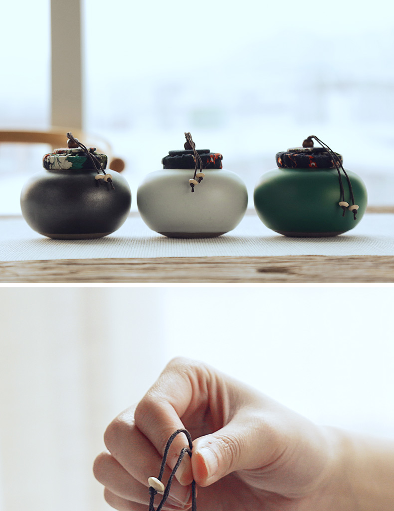 TaoZi caddy fixings small ceramic seal tank mini tea pot portable travel box of pu 'er tea tea storage warehouse