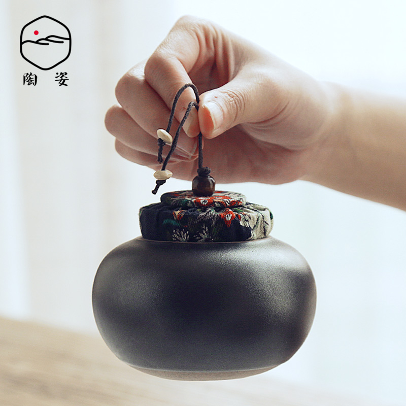 TaoZi caddy fixings small ceramic seal tank mini tea pot portable travel box of pu 'er tea tea storage warehouse