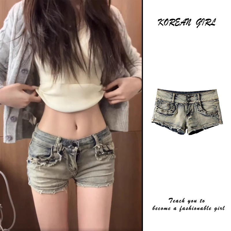 Y2K Hot Girl Retro Denim Shorts for Women, Spring and Summer Subculture Studded Low-Waist Tight Sexy Hip-Hugging Hot Pants Y2K Hot Girl Retro Denim Shorts for Women, Spring and Summer Subculture Studded Low-Waist Tight Sexy Hip-Hugging Hot Pants