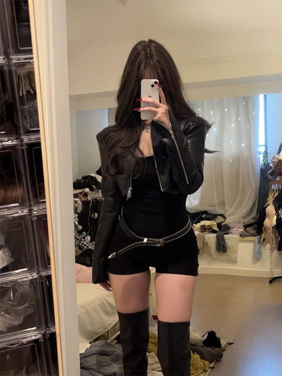 辣妹黑色短款PU皮衣外套女2025秋季纯欲高级感修身机车皮夹克上衣