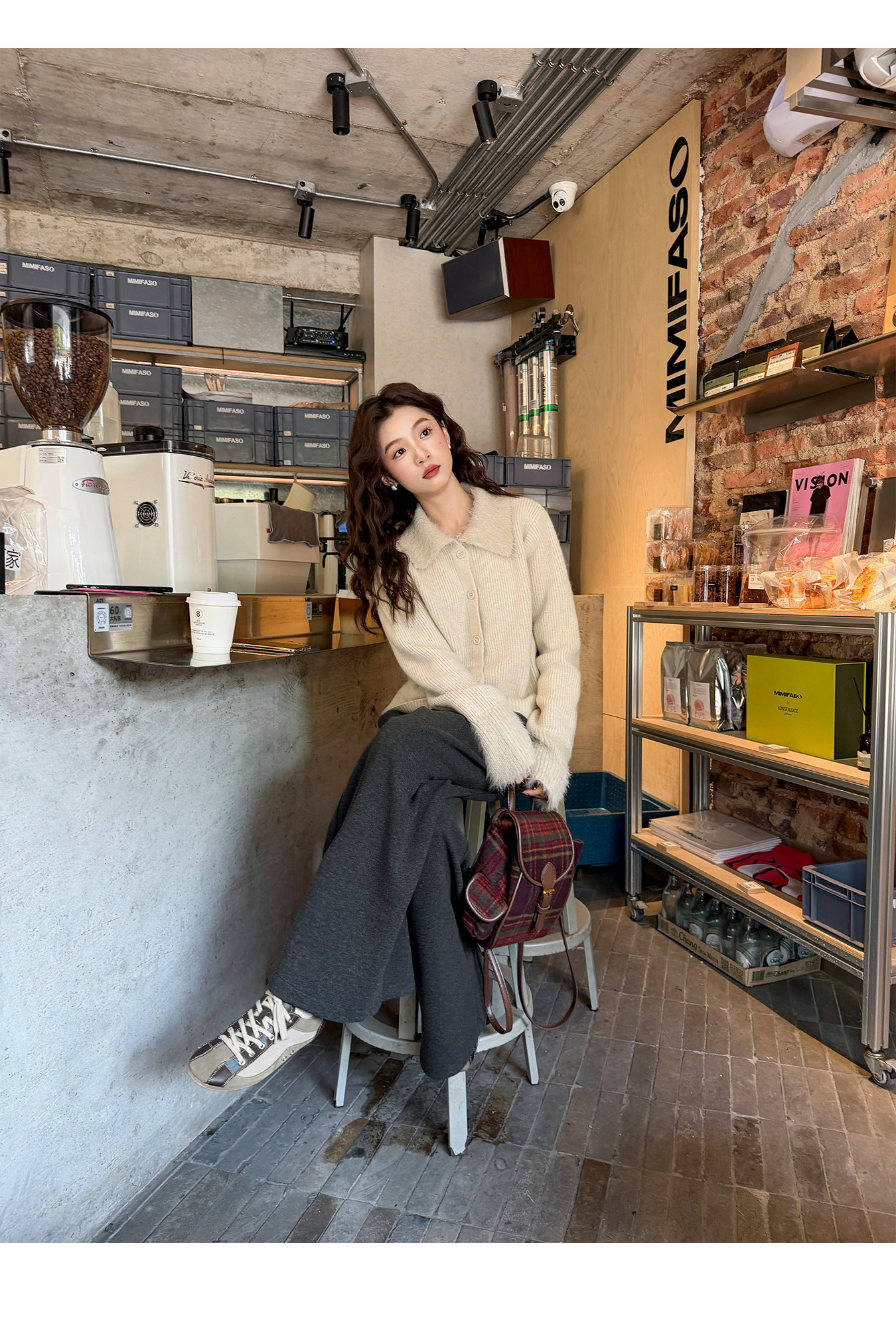 털 모피 칼라 니트 오픈 가디건 2026 봄 가을 새로운 한 부서 느긋한 센스 두꺼운 루즈핏 살구 색상 두꺼운 바늘 스웨터 상세 이미지 5