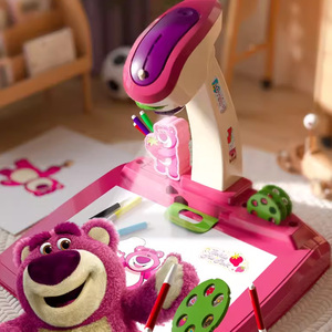 正版草莓熊投影画板家用4写字板3-6岁画画板涂鸦儿童益智玩具女孩