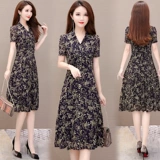 Весеннее платье, длинный приталенный корсет, лонгслив, длинная юбка, в цветочек, 2020, средней длины