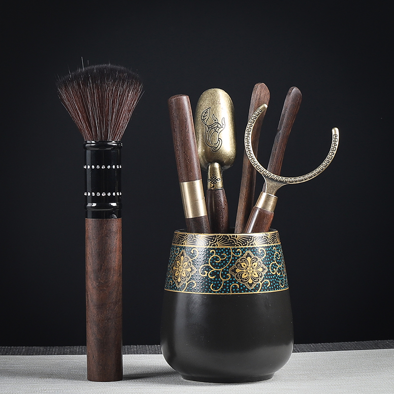 Purple Sand Ceramic Tea Tea Service Tea Channel Six Gentlemen Tea Clip Tea Cup Tea Leaking Tea Tray Glass Cups Tea Leaf Jars Black Sandalwood