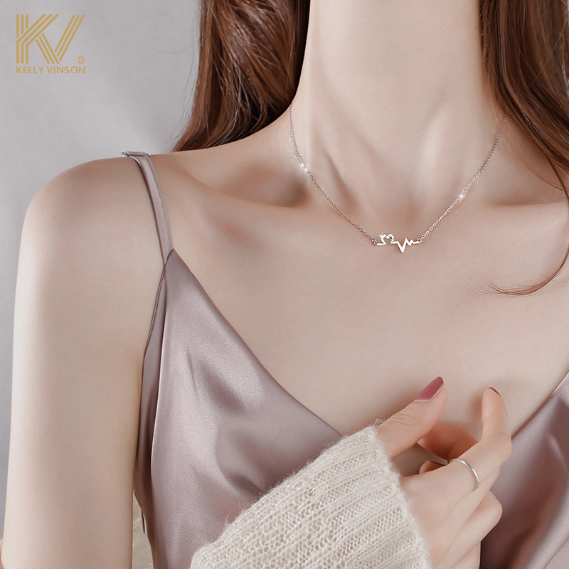 Heart necklace women's 2021 new 925 sterling silver ins cold wind light luxury niche design sense net red clavicle chain