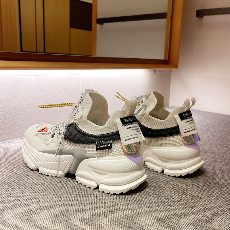 The explicit legs are also heightened (KELLY VINSON) pine pastry thick bottom trendy casual breathable trendy 100 lap