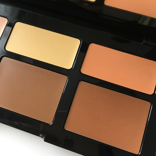 Kat von D KVD Прекращает производство с ограниченным ремонтом кремо