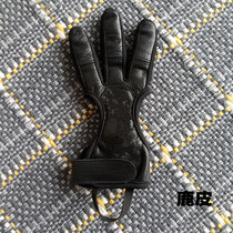 Archery triple finger glove black widow beauty hunting for traditional deer leather breathable comfortable anti-curt archery male and female gloves