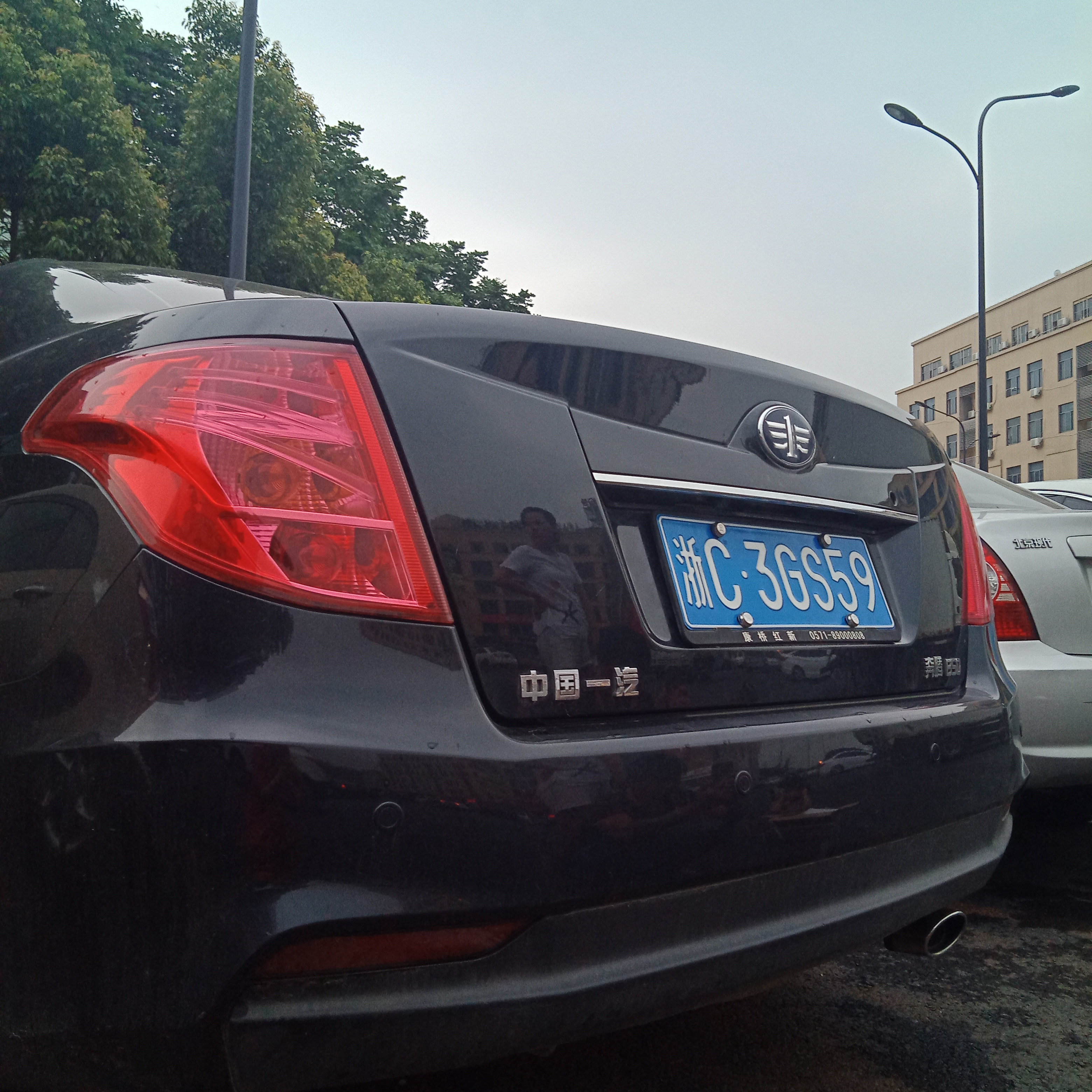 Running for B50 09 12 12 14 14 18 18 out of a second-end larynx special exhaust pipe retrofit