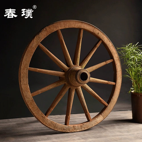 Старые колеса старая машина