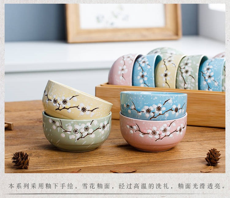 The kitchen gift bowl of Japanese creative wedding reply ceramic bowl bowl package mail home eat rice bowl chopsticks suits for lovers