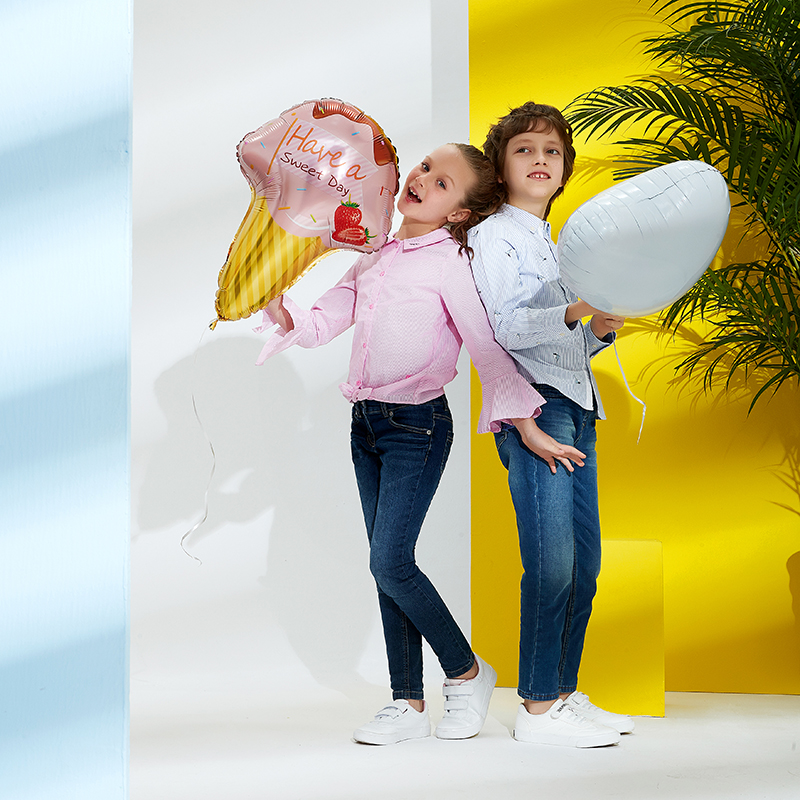 Foreign foreign baby young child model shoots a picture of Taobao Photo online for children model shooting baby model-Taobao