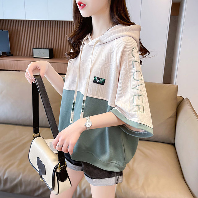 Summer 2024 hooded skirt fake two-piece top Internet celebrity t-sleeved women's short-sleeved ins trendy large size loose style short style