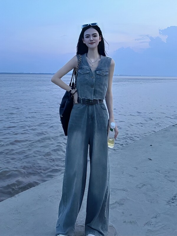 Vintage Distressed Denim Set for Women, Short Two-Button Sleeveless Vest Top + High-Waisted Versatile Slimming Wide-Leg Pants