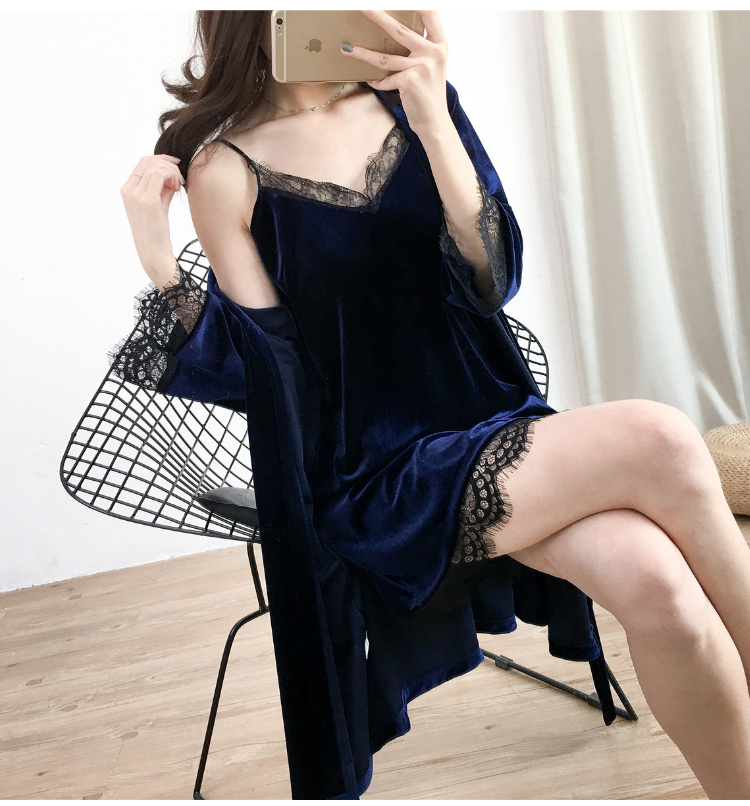 Bộ đồ ngủ nhung vàng gợi cảm của phụ nữ mùa thu và mùa đông nhung quây váy ngủ hai mảnh phù hợp với áo dài tay ấm áp có thể được mặc váy ngủ 2 dây