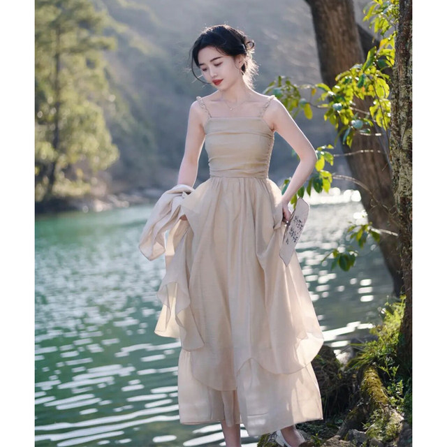 Summer new purple pure desire chiffon suspender dress female French royal sister style high-end tea break skirt Bellflower