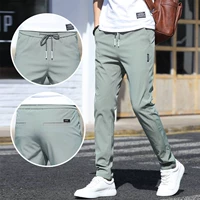 Светло-зеленый