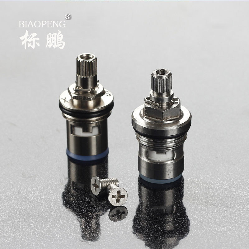 304 stainless steel ceramic sheet sealing valve core quick opening single cold tap triangular valve heart 4 points 20mm universal