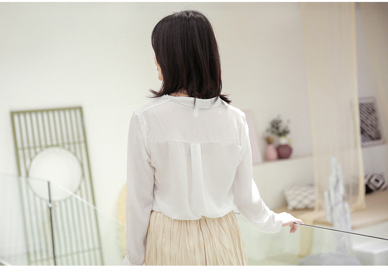 Áo sơ mi trắng nữ mùa hè mới hoang dã 2019 của phụ nữ mùa xuân v-cổ áo voan nữ dài tay OL sơ mi mỏng - Áo sơ mi dài tay áo sơ mi nữ dài tay kiểu