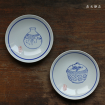 Liangyuan still products Chinese blue and white old-style utensils patterned ceramic round small dishes refreshment heart dishes