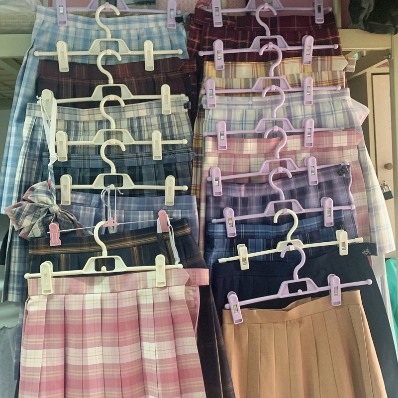 jk hanger skirt clip jk uniform special jk skirt hanger multi-functional clip hanging jk grid skirt skirt hanger artifact