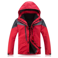 Светоотражающая красная куртка