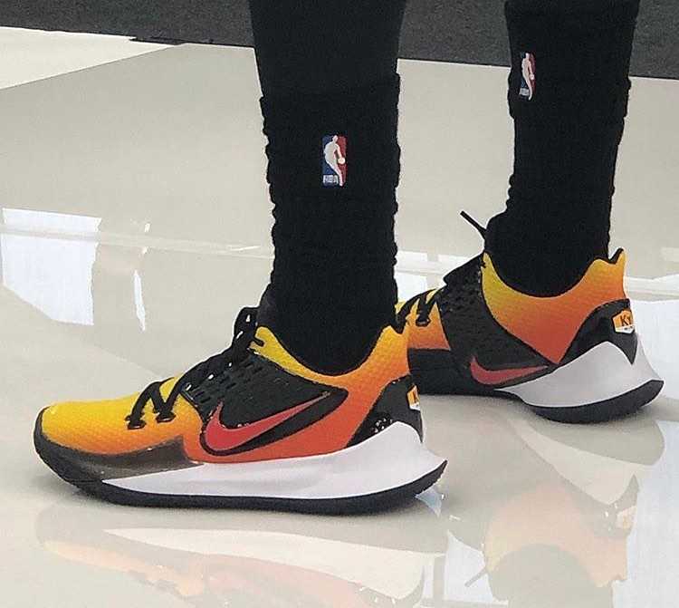 kyrie low 2 tn