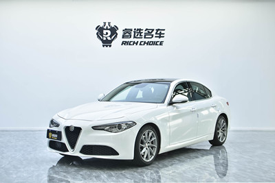 Alpha Romeo Giulia 2017 2,0T 200 л.с.