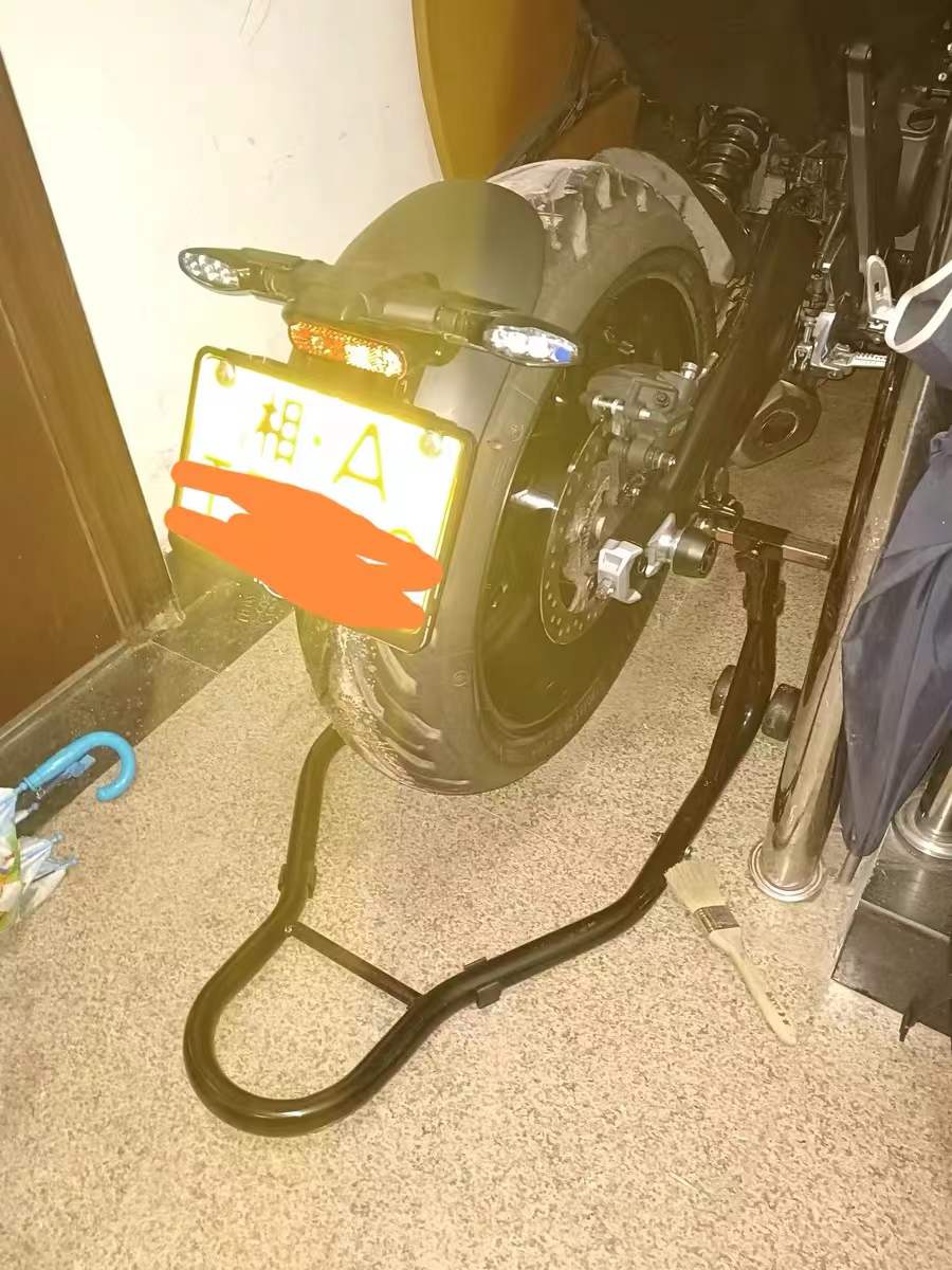 New support frame locomotive front and rear wheel heavy machine parking frame lifting frame parking frame lifting and lowering maintenance tool