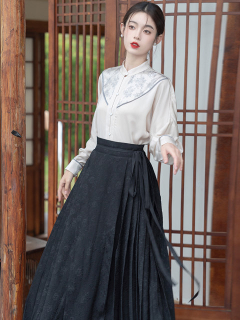 Shirt with horse-faced skirt New Chinese-style national style stand-up collar double-breasted aircraft sleeve top daily wear Han element shirt