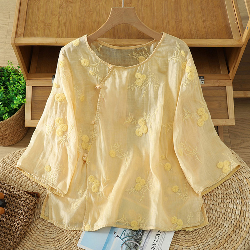 Lightweight Cotton and Linen Top, High-End Linen and Cotton New Chinese Style Blouse, National Style Embroidered Button-Up Round Neck Shirt for Women in Summer