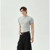 Базовая цветная футболка с коротким рукавом для отдыха, трендовая летняя одежда, круглый воротник, облегающий крой, в американском стиле