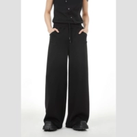 Черные штаны