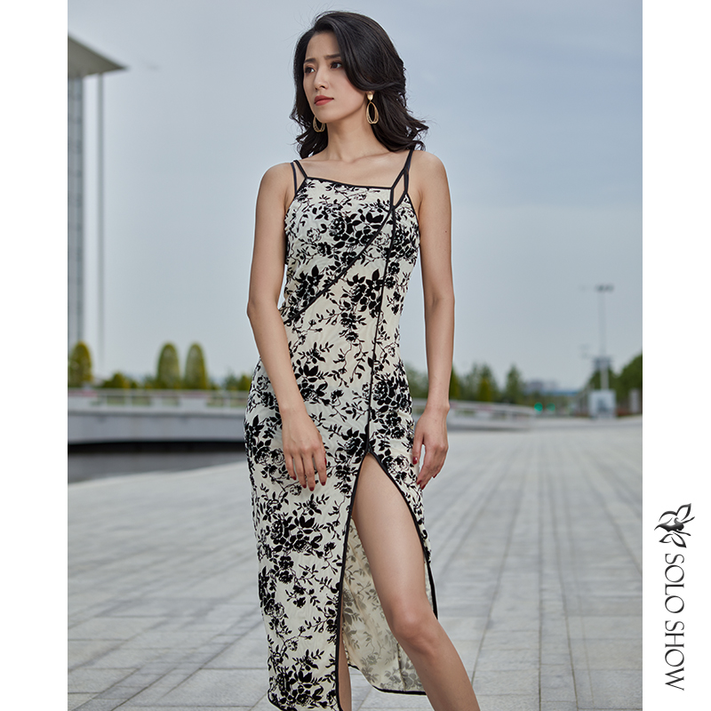 Magnificent Solo Show 2022 New Flocking Pendant Strap Skirt Summer Belly Leather Dancing Temperament Long Skirt Leg Open Fork Bag Hip Dance Dress