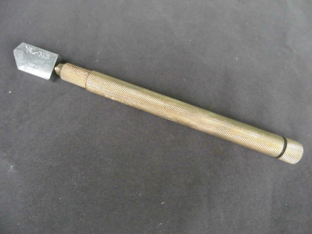 Backlog goods roller style glass knife diamond glass cutting knife economical type glass cutting tool