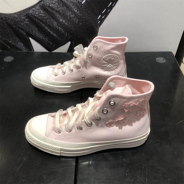 Converse cherry blossom pink embroidered canvas shoes