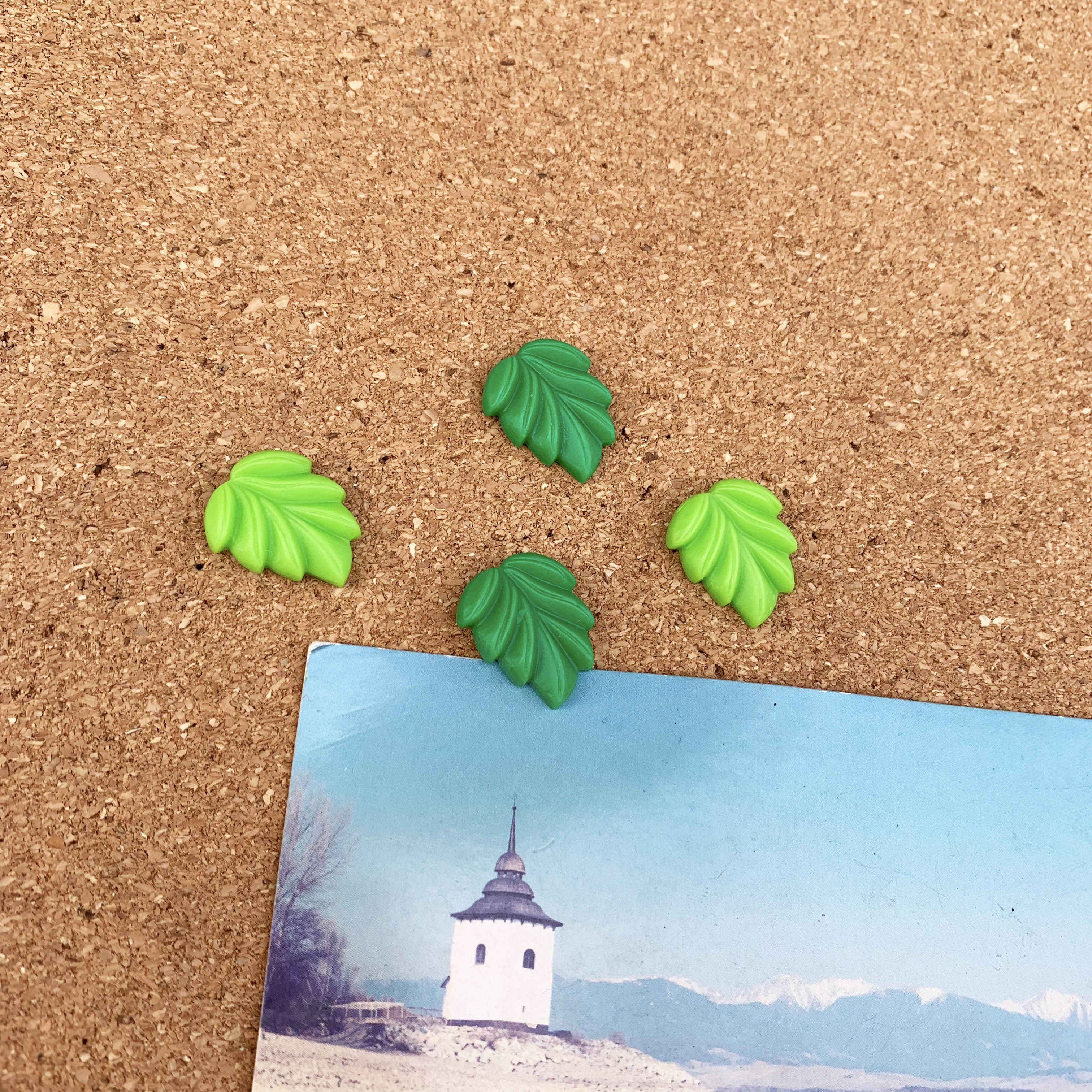 2 Green Leaves Pushpin Creative Cartoon Cute Plant Decoration Photo Wall Cork Message Sea Cotton Plate Press Nail