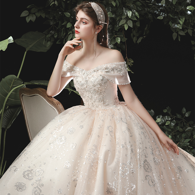 Main wedding dress 2021 new European -style bride, shoulders, shoulder forest, super immortal dream pregnant woman high waist cover pregnant belly trailer tail Main wedding dress 2021 new European -style bride, shoulders, shoulder forest, super immortal dream pregnant woman high waist cover pregnant belly trailer tail