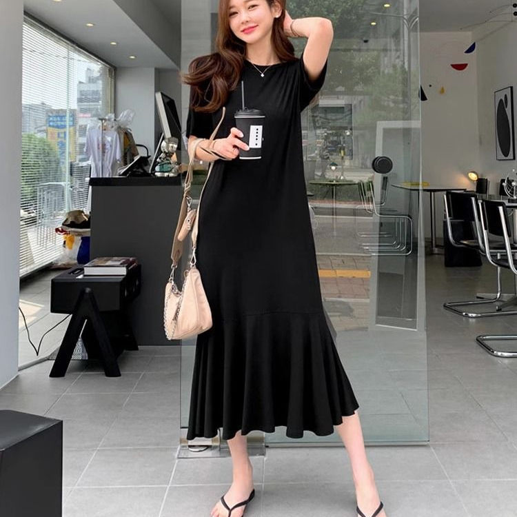 Plus-Size Women's Elegant Fishtail Short-Sleeve Dress, Summer Little Black Dress, Over-The-Knee Loose Fit, Slimming Maternity Long Dress