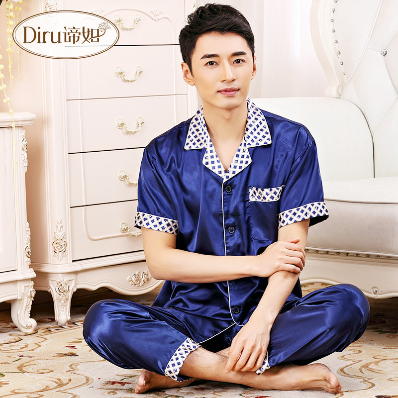 Quần áo ngủ Mens Silk Summer Silk đồ ngủ Mens Short Sleeve Casual lớn Mã Home Mang Set đặc biệt.