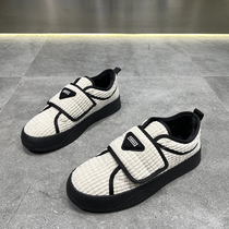 Cotton shoes Male Winter Soft bottom One foot pedal sloth shoes Shoes Trend Light Core Suede Board Shoes Magic Stick 100 hitch for men casual shoes