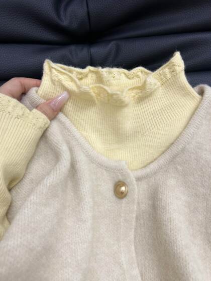 Korean-Style Gentle Yellow Lace Knit Sweater for Women, Autumn and Winter, Stylish and Beautiful, Soft and Cozy Inner Layer Base Shirt Set, Trendy Top