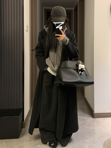 Korean Style Hooded Zip-Up Loose Sweater for Women, Autumn and Winter 2026 New Style, Lazy and High-End Knitted Cardigan Jacket